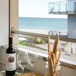 Elegante Bilocale Con Vista Mare E Parcheggio *
