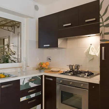 公寓 Elegante Bilocale Con Vista Mare E Parcheggio