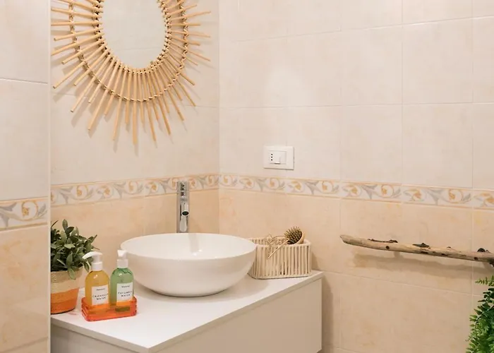 Elegante Bilocale Con Vista Mare E Parcheggio Apartman *