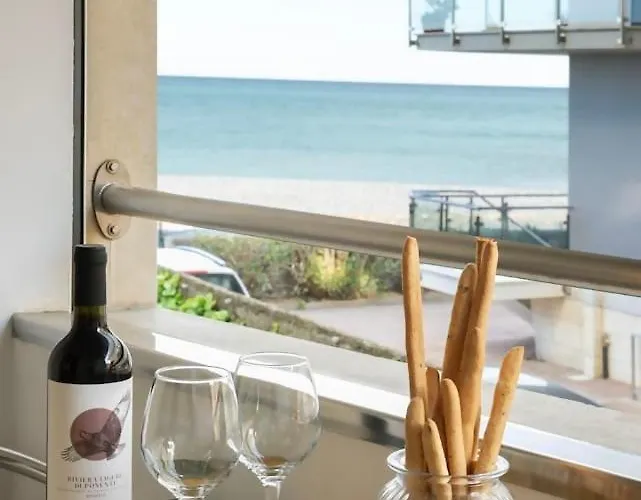 Elegante Bilocale Con Vista Mare E Parcheggio *