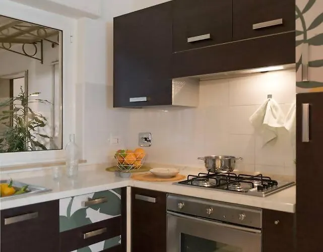 Elegante Bilocale Con Vista Mare E Parcheggio *